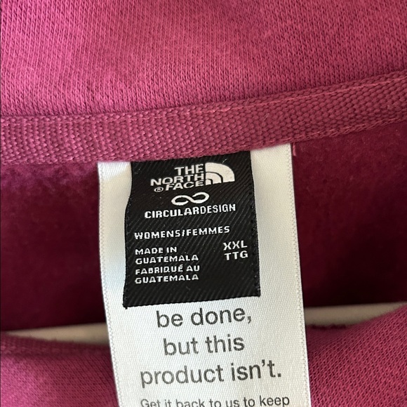 The North Face Women's Magenta Half-Zip Sweatshirt - Picture 3 of 10